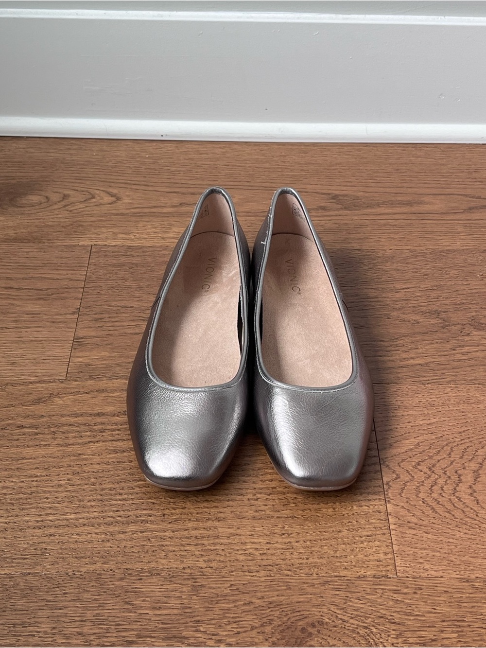 Vionic Orinda Leather Square Toe Ballet Flat II Size 12 Silver Metallic NEW